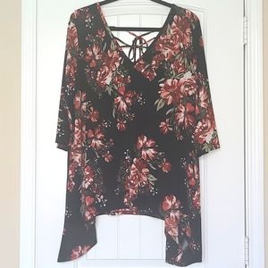 L&B Black Floral Top Large